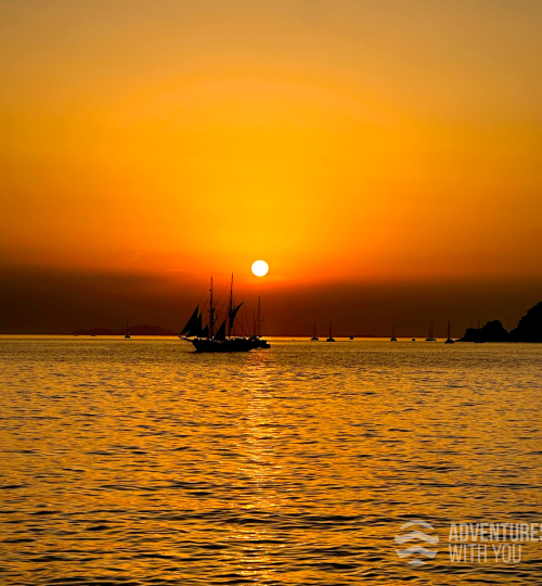 Santorini Sunset Sailing Tour